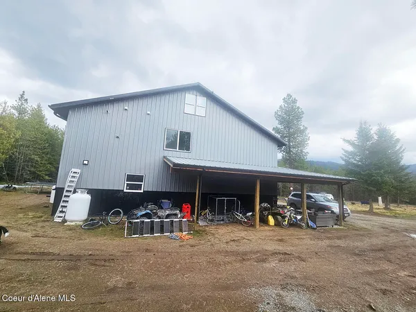 $948,000 | 365 Jacks Place, Oldtown, ID 83822