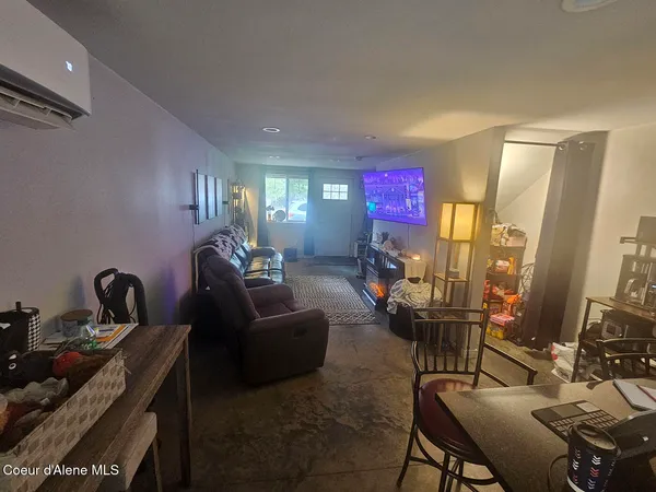 $948,000 | 365 Jacks Place, Oldtown, ID 83822