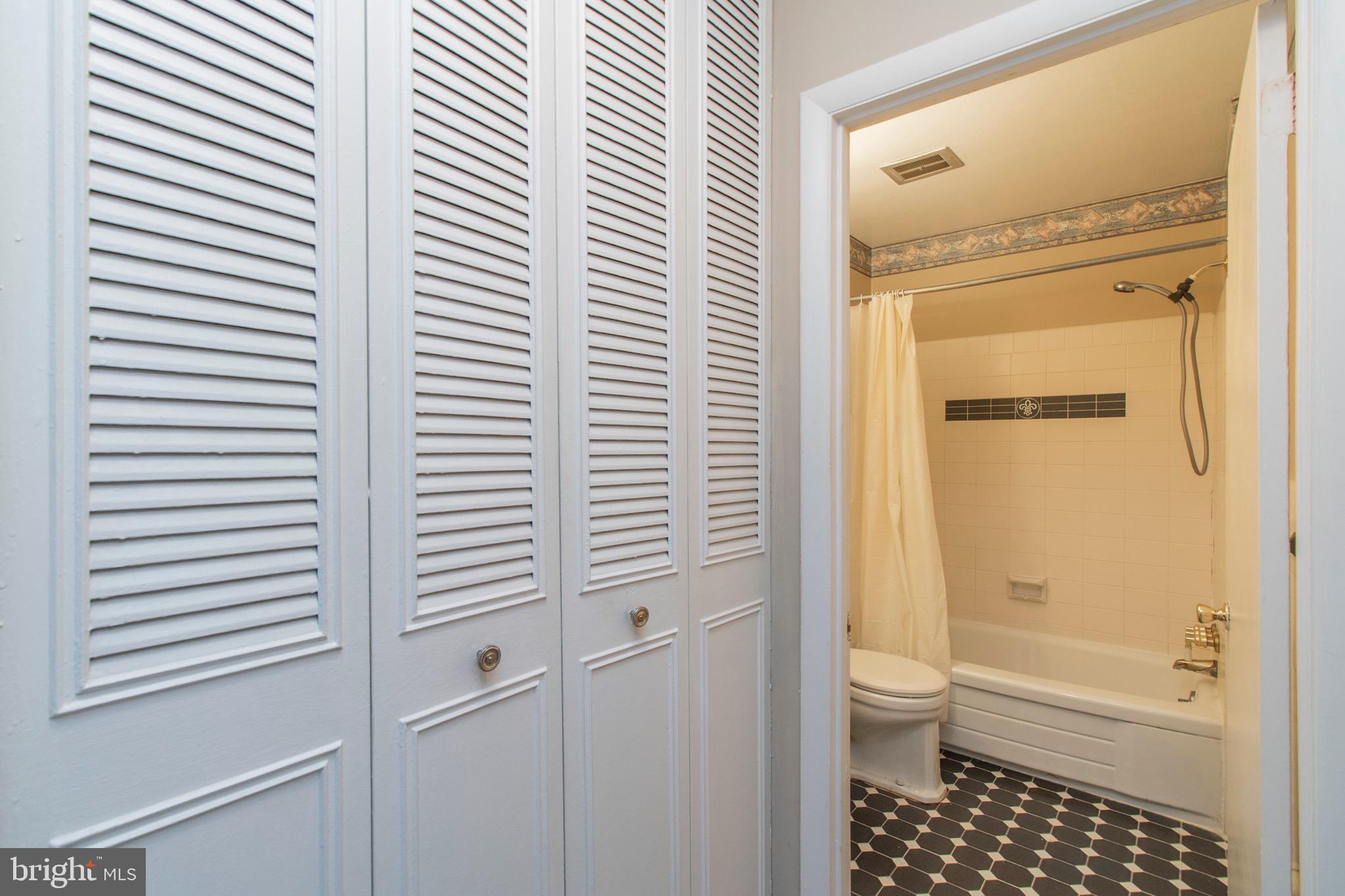 1600 Church Road, Unit A301 Wyncote, PA 19095 - Photo 11 of 15