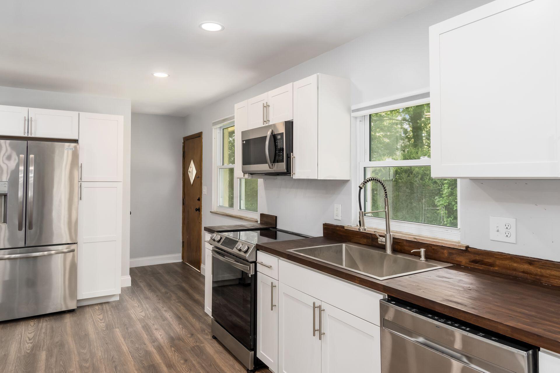 1459 South James Road Columbus, OH 43209 - Photo 17 of 43 024_S - 1459 S James Rd - 061