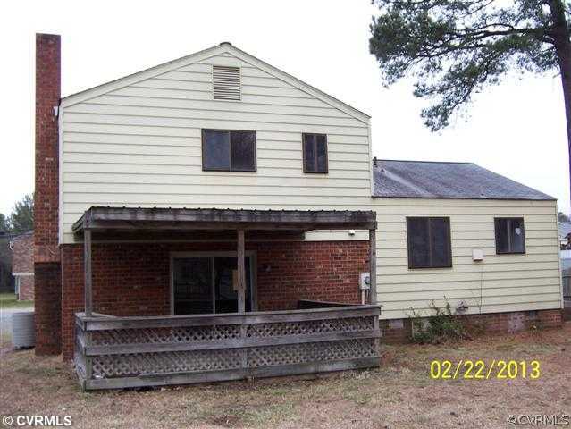 10111 Purcell Road Henrico, VA 23228 - Photo 4 of 4 Exterior Back