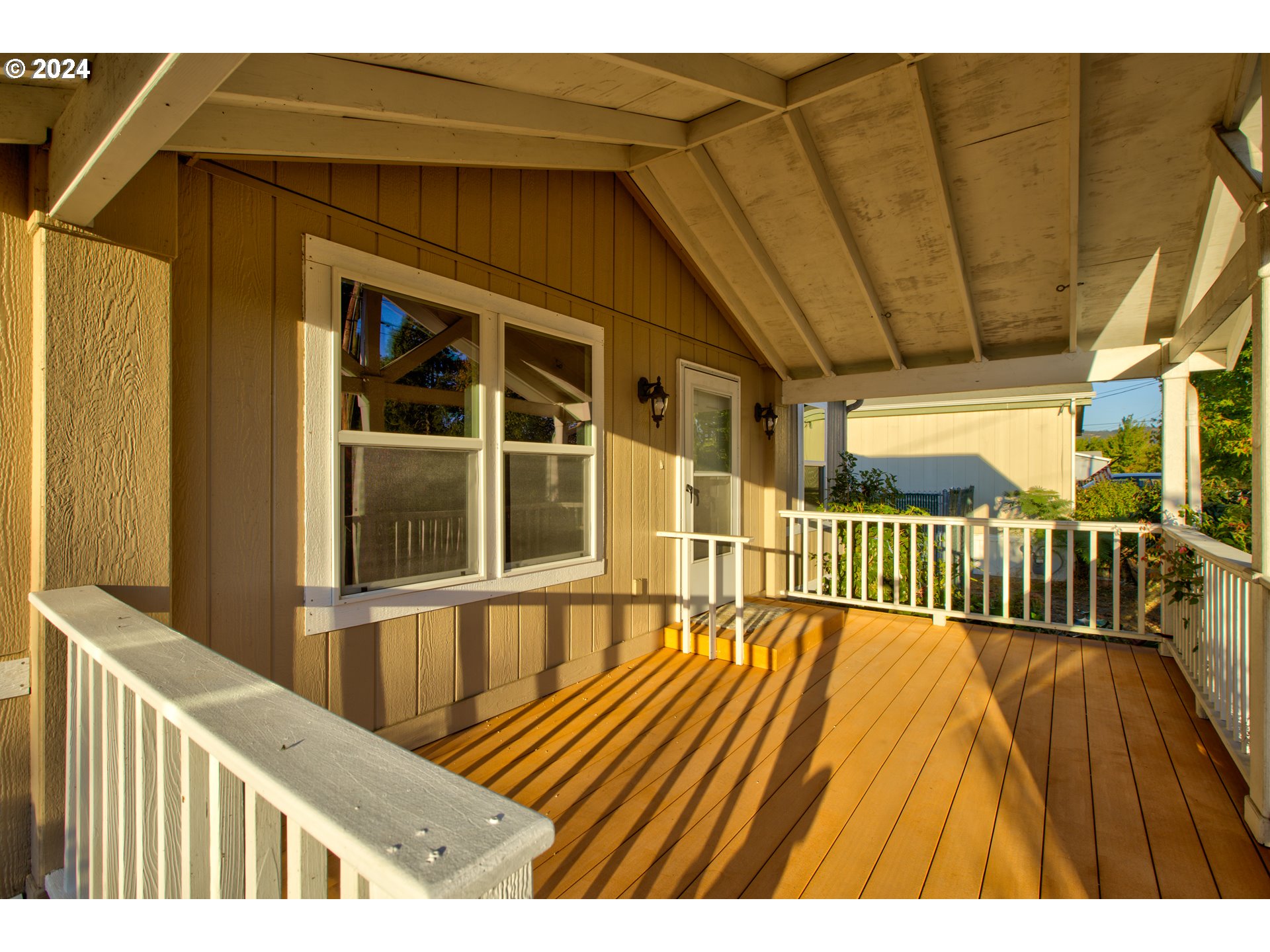 2438 Austin Road Roseburg, OR 97471 - Photo 5 of 48 a view of deck with a large window