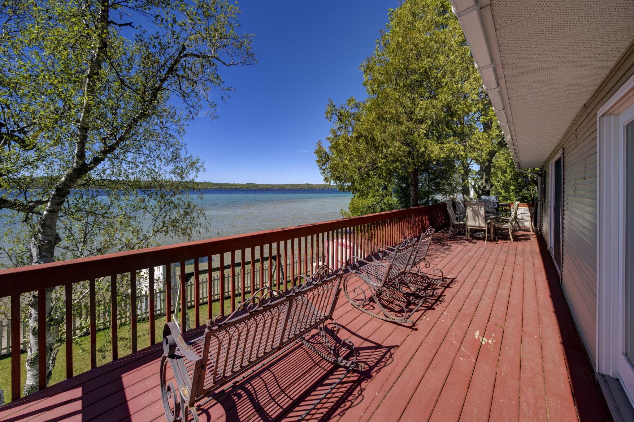 488 South Stony Point Road Suttons Bay, MI 49682 - Photo 10 of 41