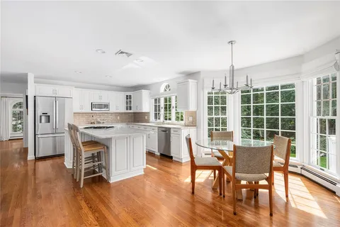 $1,295,000 | 215 Watch Hill Drive, East Greenwich, RI 02818