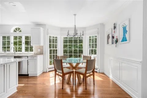 $1,295,000 | 215 Watch Hill Drive, East Greenwich, RI 02818
