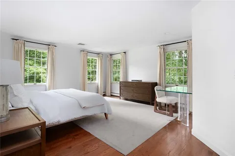 $1,295,000 | 215 Watch Hill Drive, East Greenwich, RI 02818