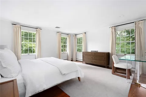 $1,295,000 | 215 Watch Hill Drive, East Greenwich, RI 02818