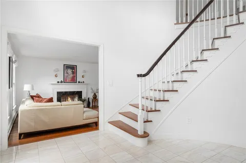 $1,295,000 | 215 Watch Hill Drive, East Greenwich, RI 02818