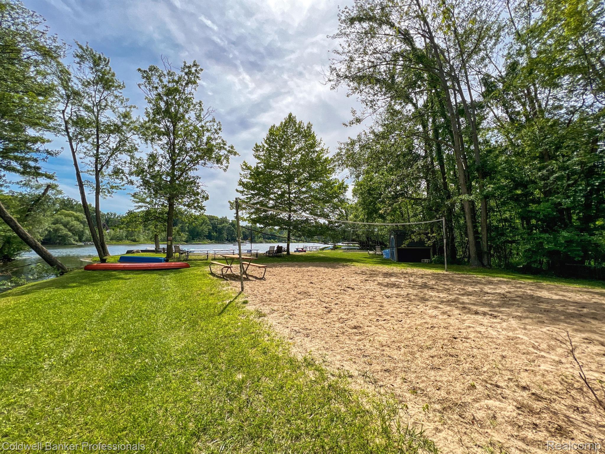4972 Arrowhead Road West Bloomfield, MI 48323 - Photo 65 of 76 Gallery Image 65