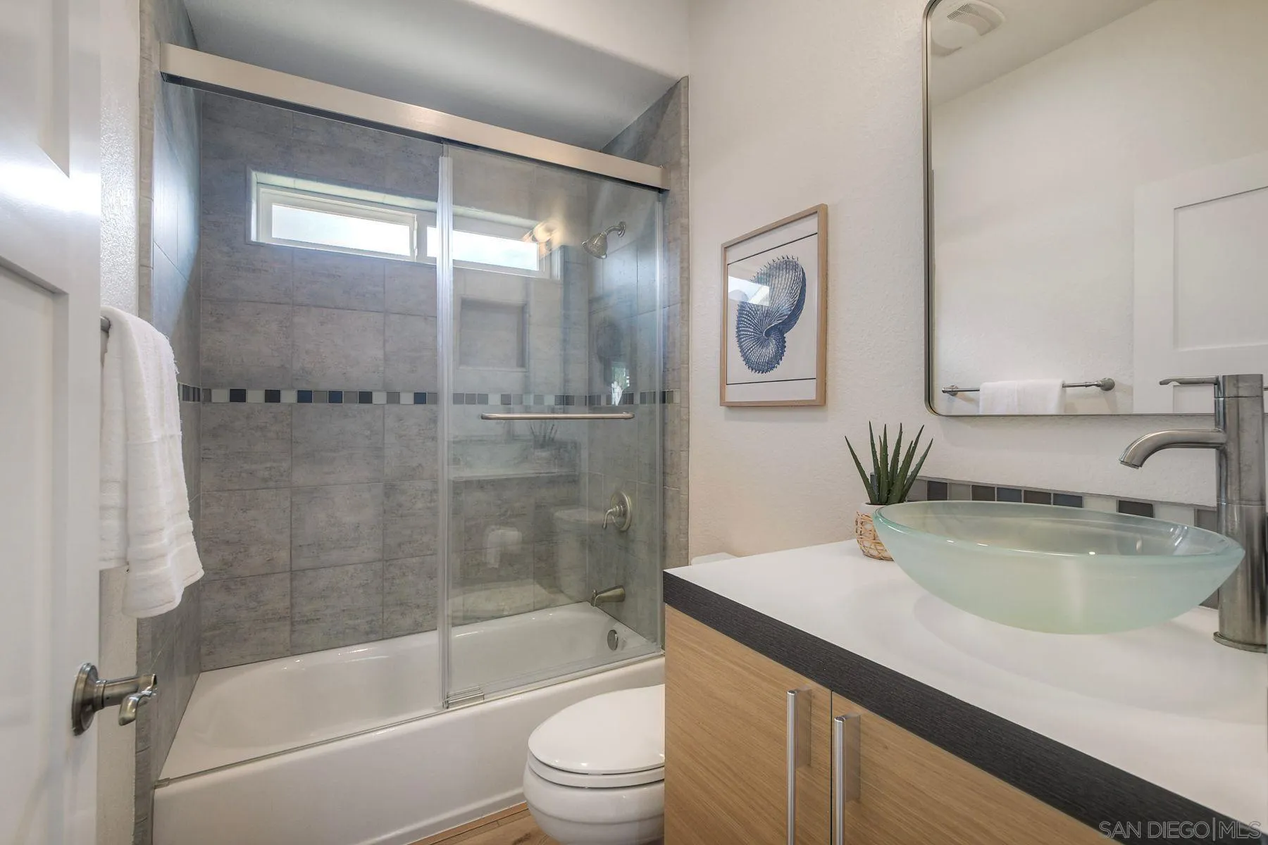 1011 Knowles Avenue Carlsbad, CA 92008 - Photo 31 of 40