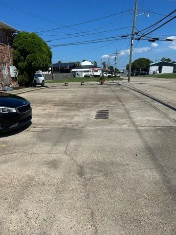 $1,200 | 4301 Florida Avenue, Unit D, Kenner, LA 70065