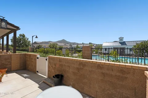 $780,000 | 135 Farmhouse Drive, Unit 3, Simi Valley, CA 93065