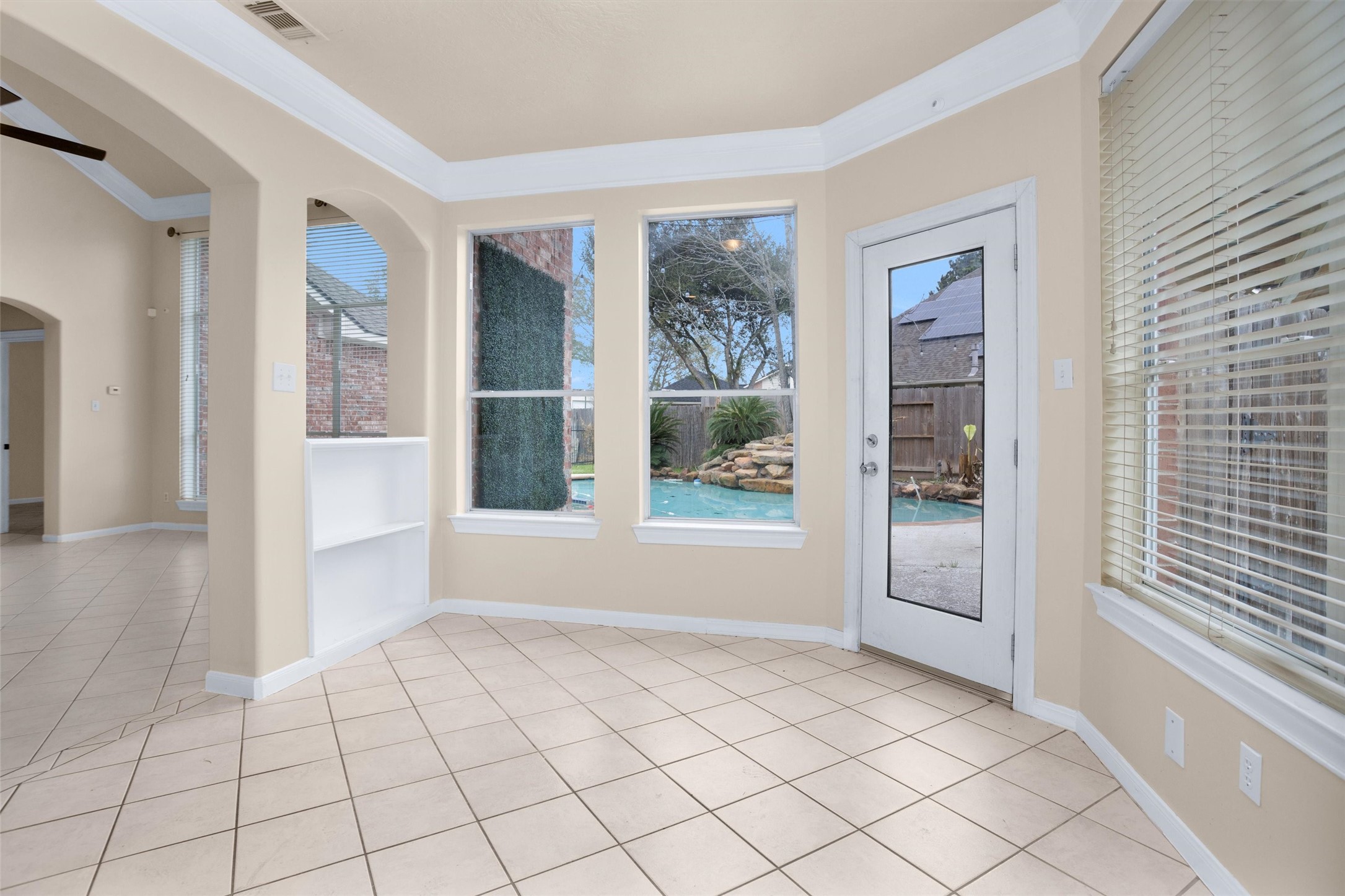 1010 Maple Run Drive Spring, TX 77373 - Photo 15 of 46