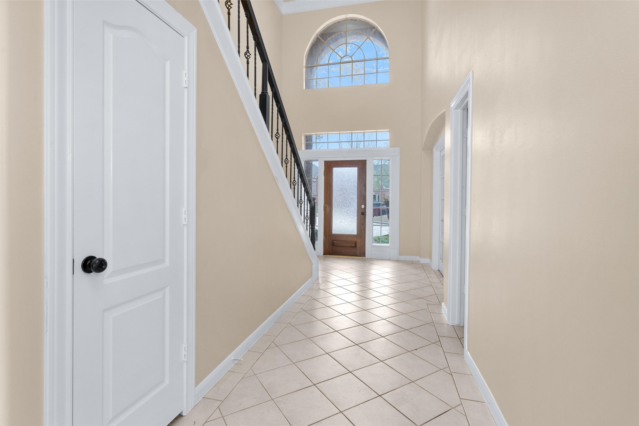 1010 Maple Run Drive Spring, TX 77373 - Photo 6 of 46