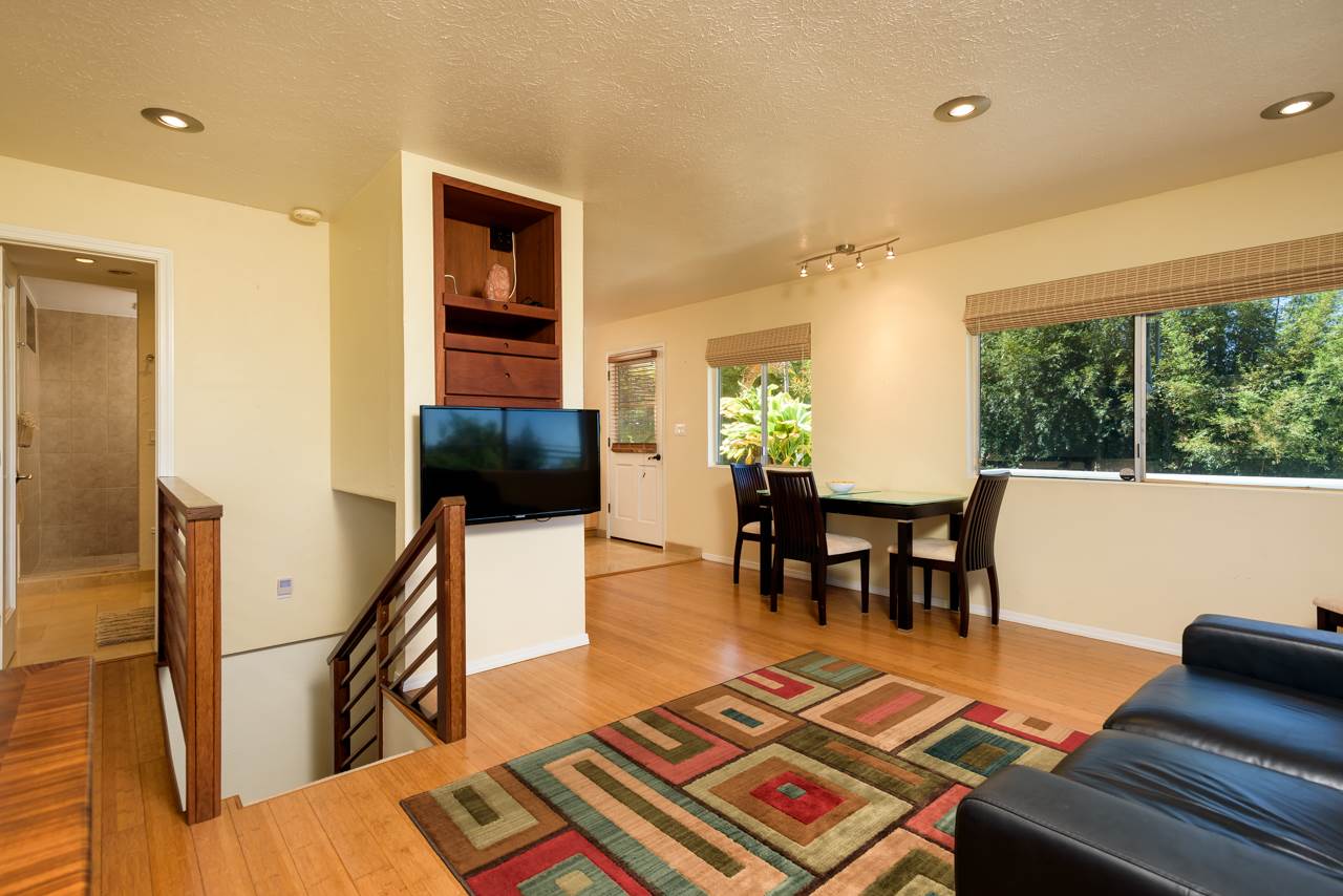 3515 Lower Kula Road Kula, HI 96790 - Photo 11 of 30 a living room with furniture and a window
