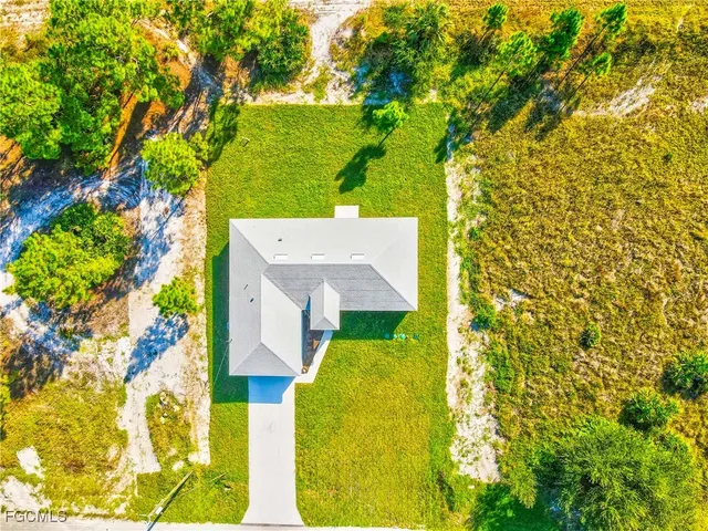 $289,000 | 1120 Chiefland Street East, Lehigh Acres, FL 33974