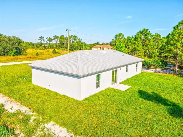$289,000 | 1120 Chiefland Street East, Lehigh Acres, FL 33974