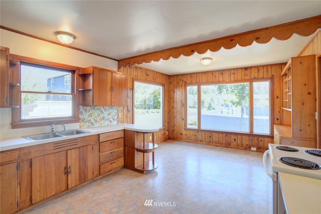 719 Caspers Street Edmonds, WA 98020 - Photo 13 of 22 Gallery Image 13