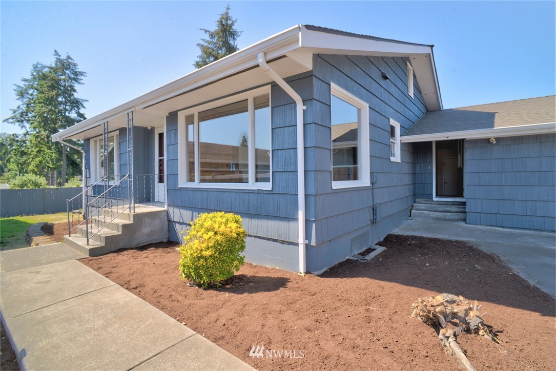 719 Caspers Street Edmonds, WA 98020 - Photo 9 of 22 Gallery Image 9