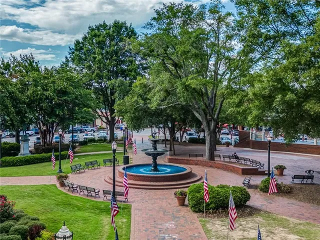 $689,000 | 3147 Swallow Drive Northeast, Marietta, GA 30066