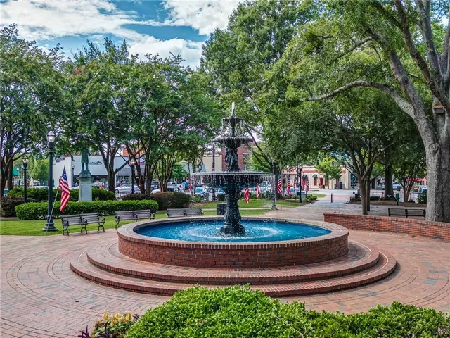 $689,000 | 3147 Swallow Drive Northeast, Marietta, GA 30066