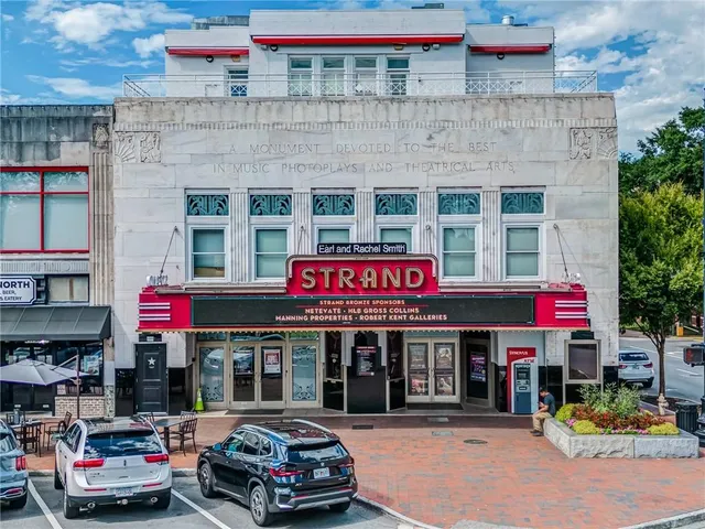 $689,000 | 3147 Swallow Drive Northeast, Marietta, GA 30066