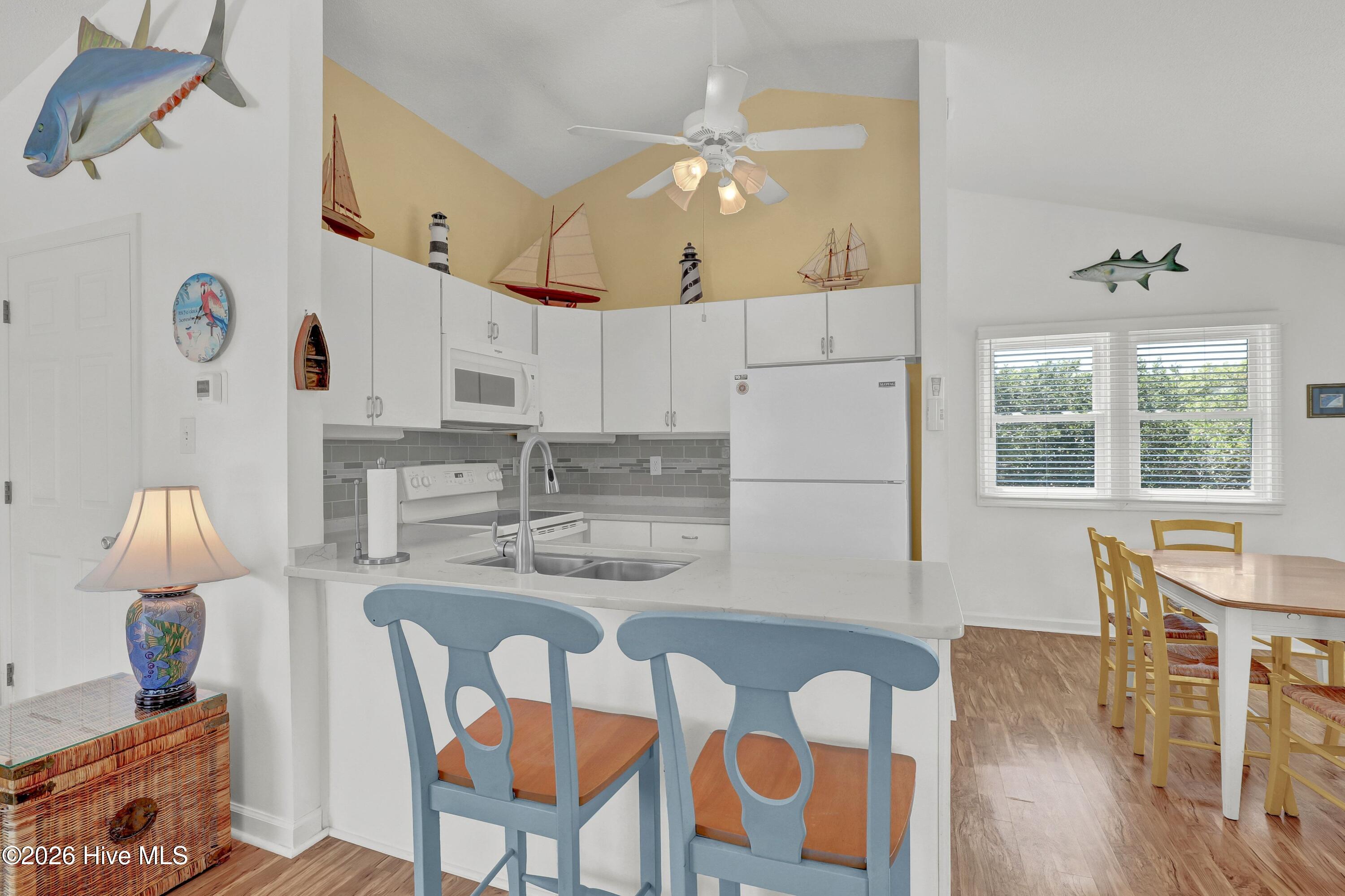 1111 Canady Avenue Topsail Beach, NC 28445 - Photo 8 of 33 007_6g8a9436_294