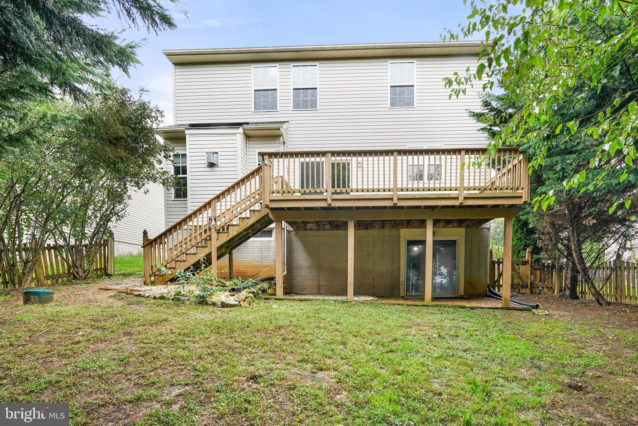 102 Broad Leaf Court Rising Sun, MD 21911 - Photo 22 of 24 Rear view of home