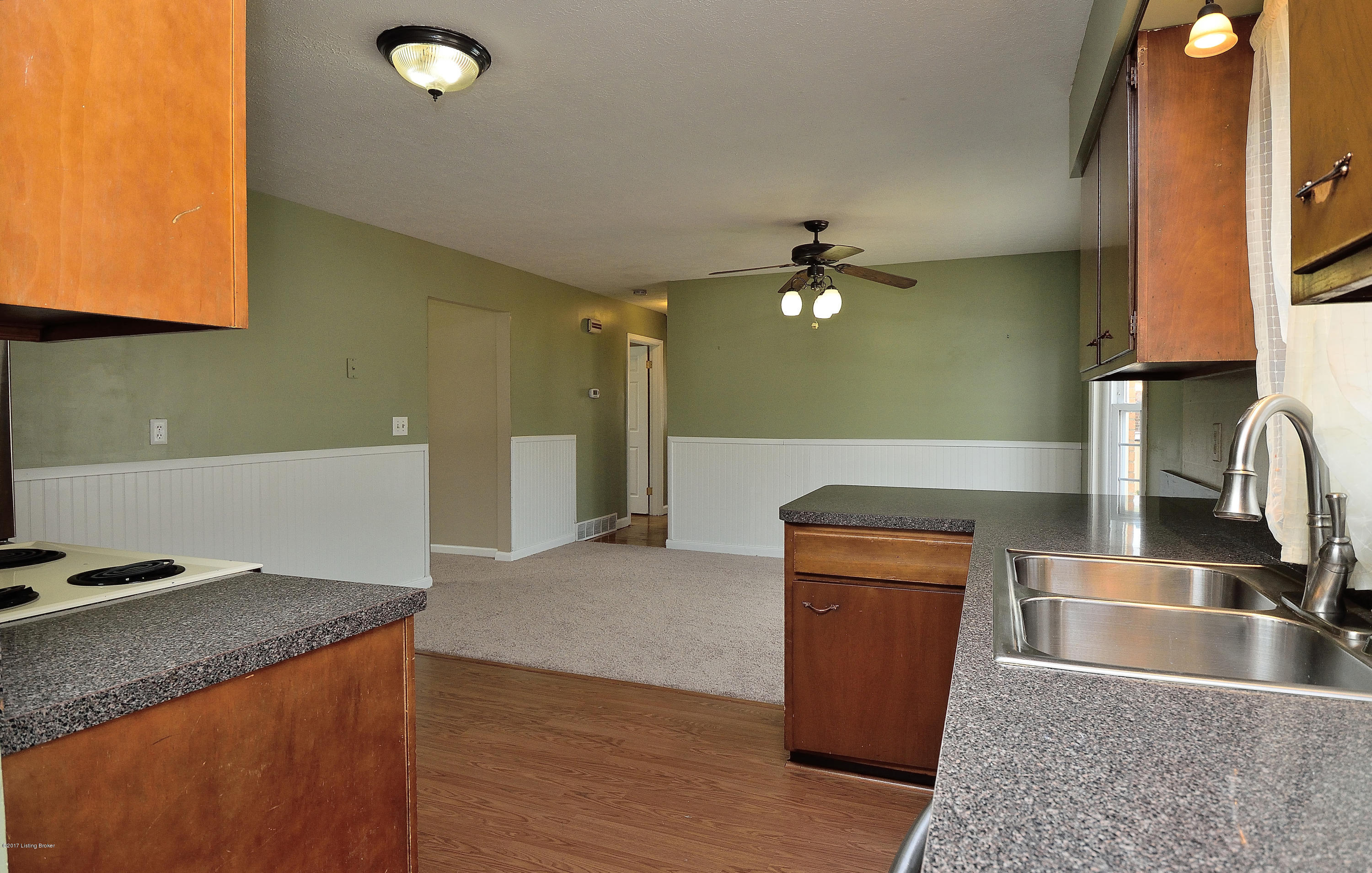 723 Palatka Road Louisville, KY 40214 - Photo 10 of 30 Dining/Kitchen