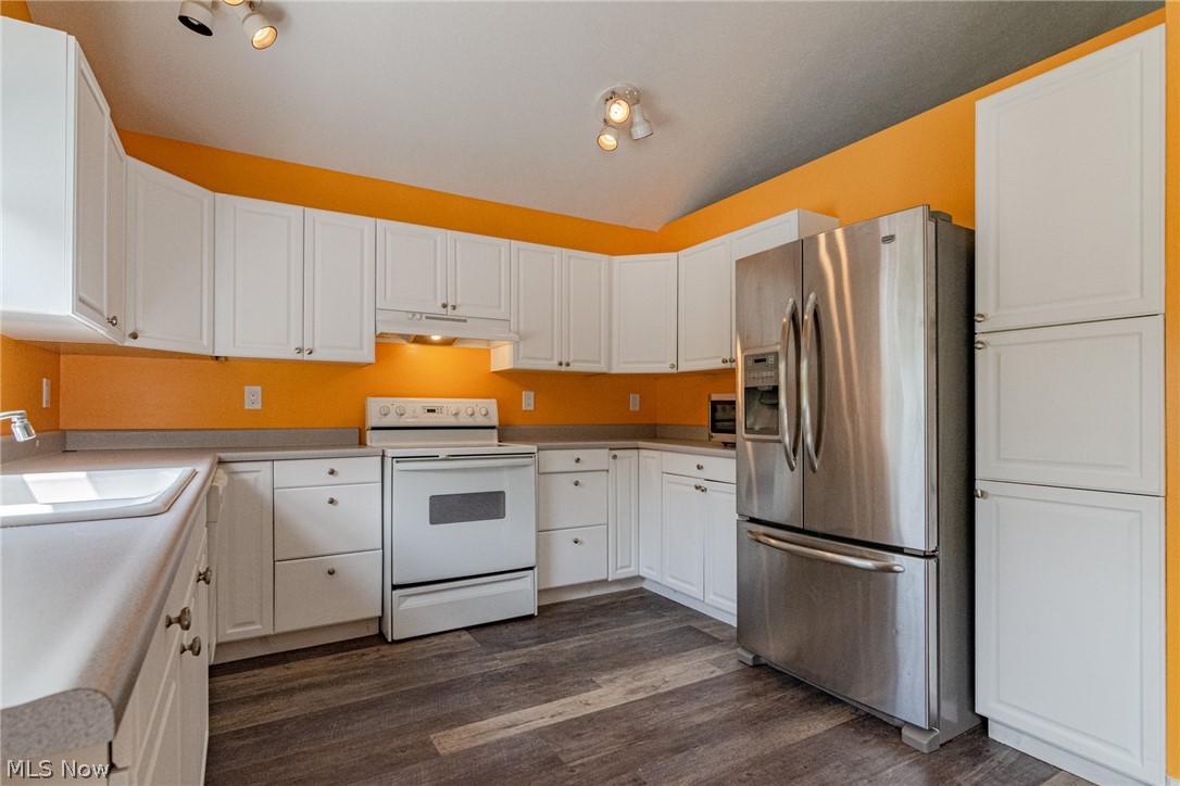 2512 Pickle Road Akron, OH 44312 - Photo 7 of 35