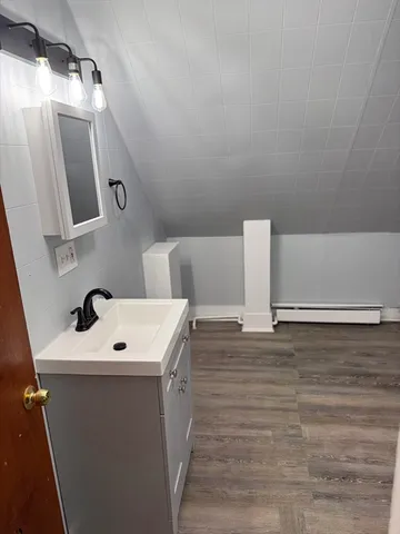 $2,100 | 141 Spruce Street, Unit 2, Lawrence, MA 01841