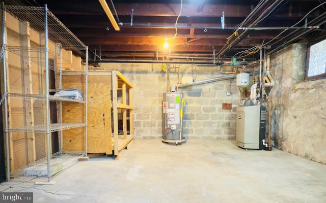 3709 Monterey Road Baltimore, MD 21218 - Photo 24 of 30 a view of empty room with wooden walls