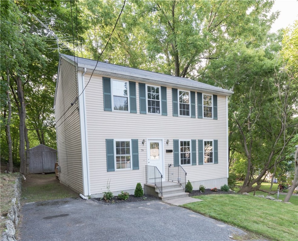 79 Warren Avenue Woonsocket, RI 02895 - Photo 2 of 30 Gallery Image 2