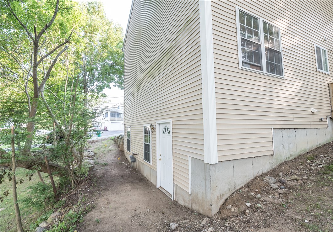 79 Warren Avenue Woonsocket, RI 02895 - Photo 28 of 30 Gallery Image 28