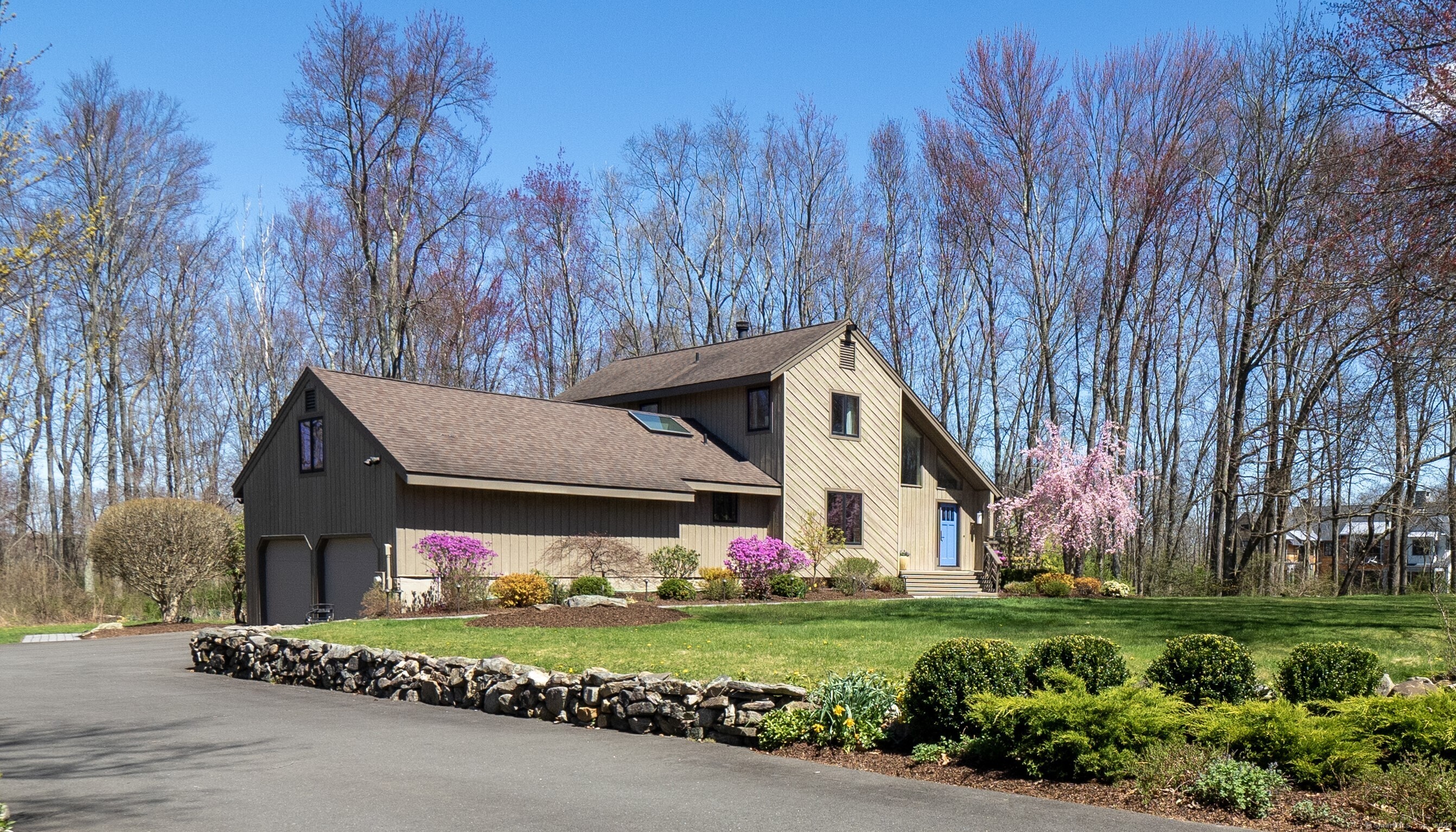 40 Canterbury Lane Ridgefield, CT 06877 - Photo 1 of 1
