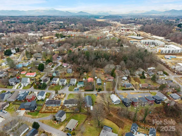 $375,000 | 52 East Street, Asheville, NC 28803