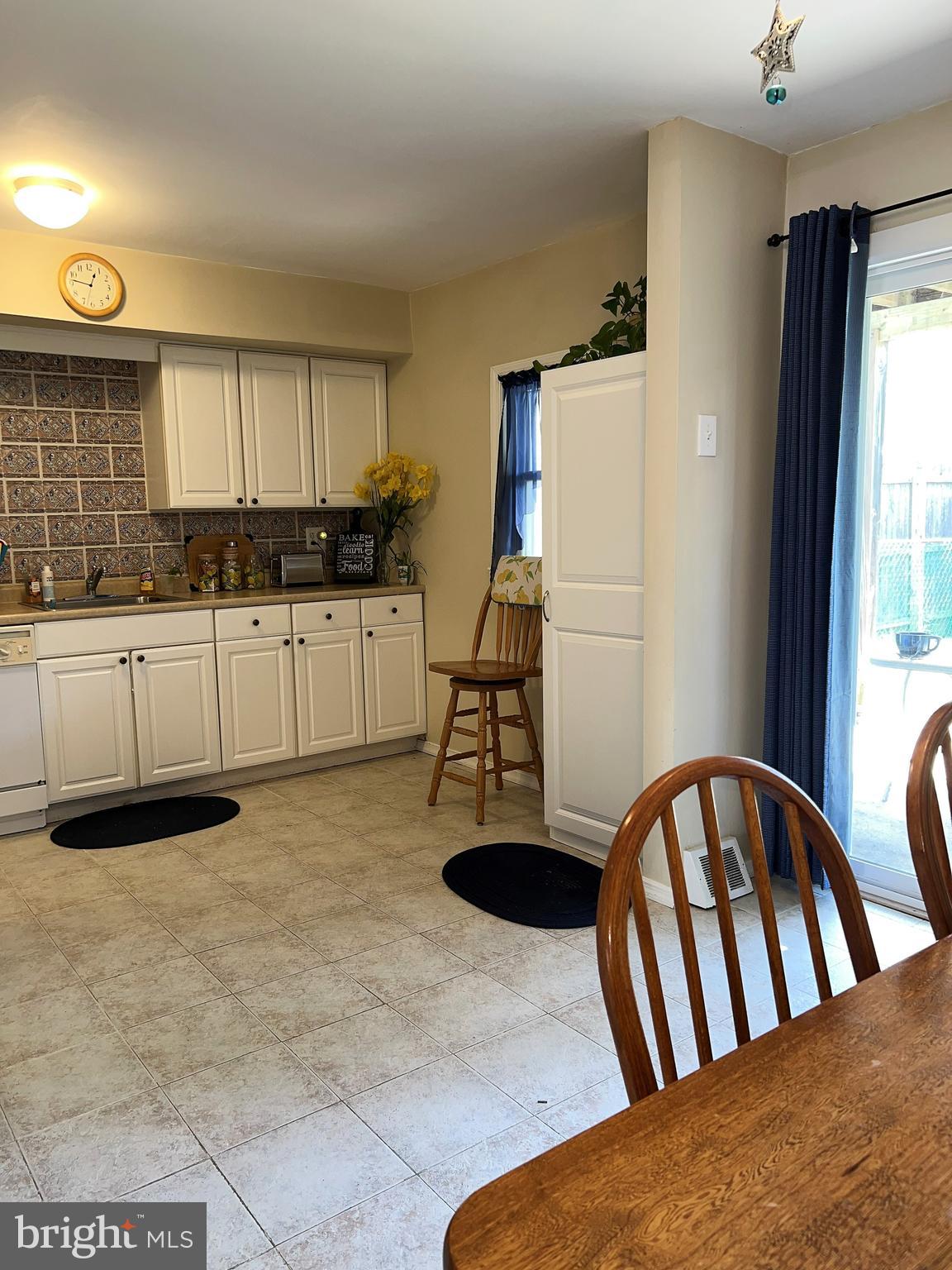 3208 Morning Glory Road Philadelphia, PA 19154 - Photo 6 of 13