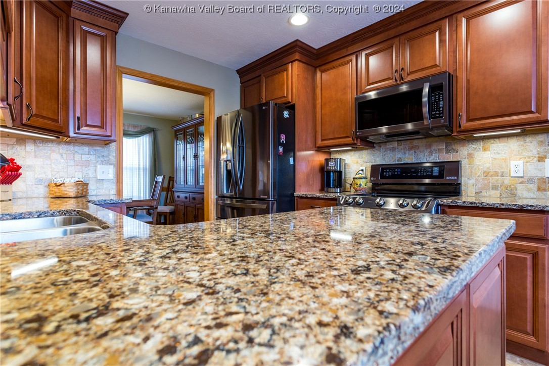 2107 Mount Vernon Road Hurricane, WV 25526 - Photo 22 of 45 Gallery Image 22