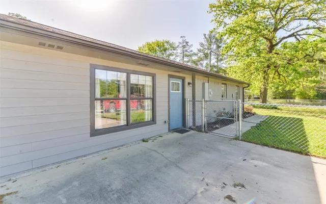 a view of a house with a outdoor space