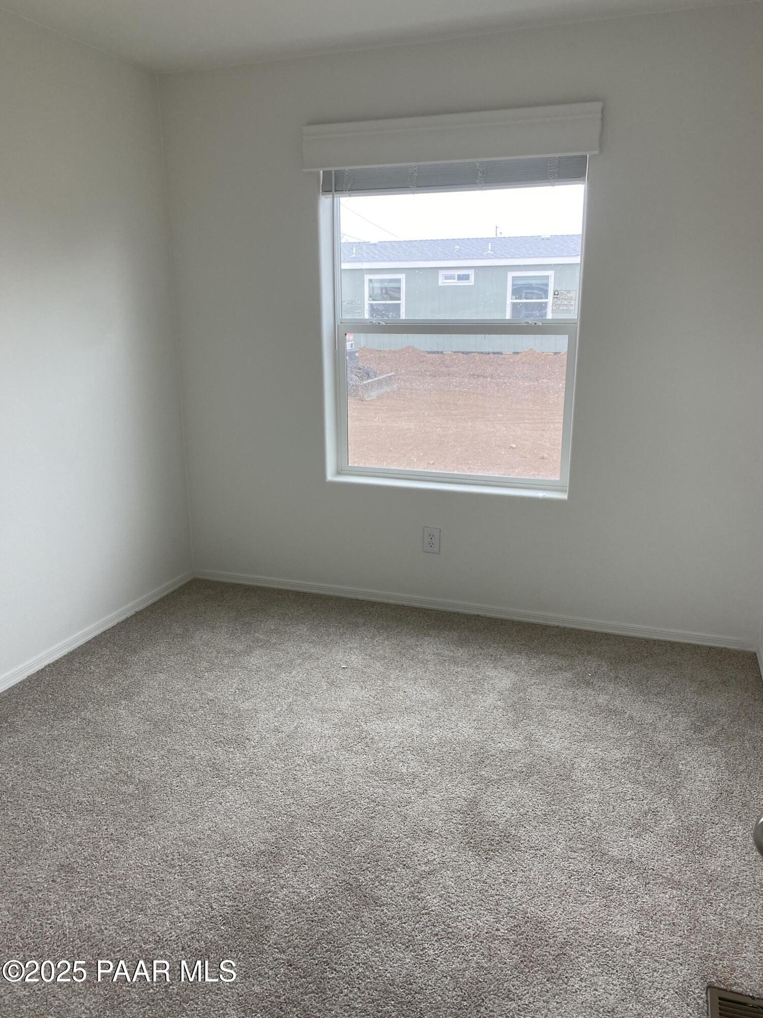 215 West Venice Way Paulden, AZ 86334 - Photo 15 of 40 IMG_2890