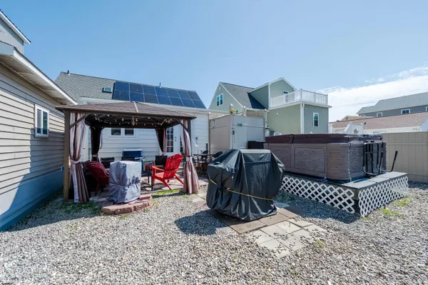 $697,000 | 6 Franklin Place, Brigantine, NJ 08203