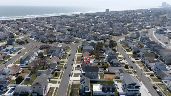 $697,000 | 6 Franklin Place, Brigantine, NJ 08203