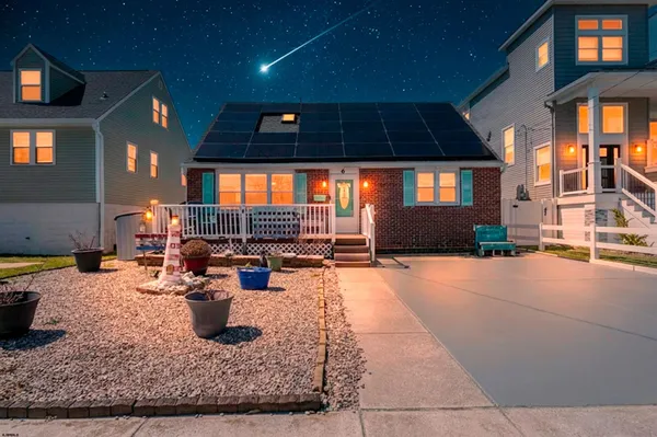 $697,000 | 6 Franklin Place, Brigantine, NJ 08203