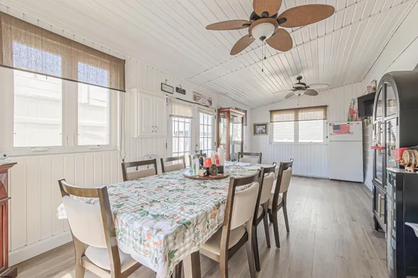 $697,000 | 6 Franklin Place, Brigantine, NJ 08203