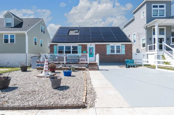 $697,000 | 6 Franklin Place, Brigantine, NJ 08203
