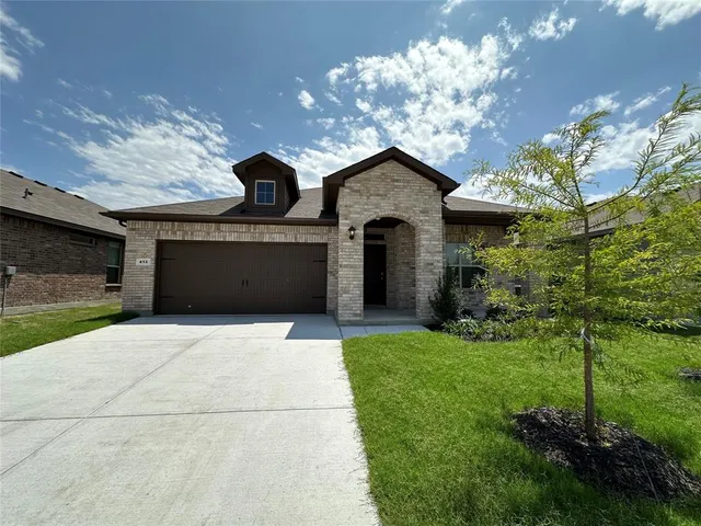 $2,250 | 413 Passenger Trail, Fort Worth, TX 76131
