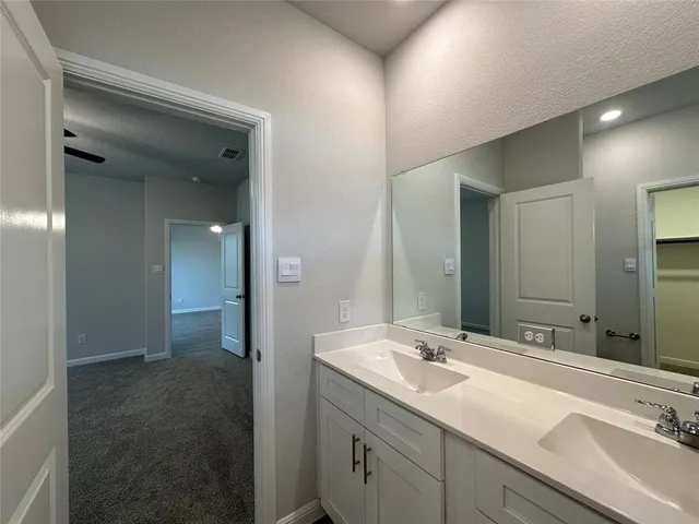 $2,250 | 413 Passenger Trail, Fort Worth, TX 76131
