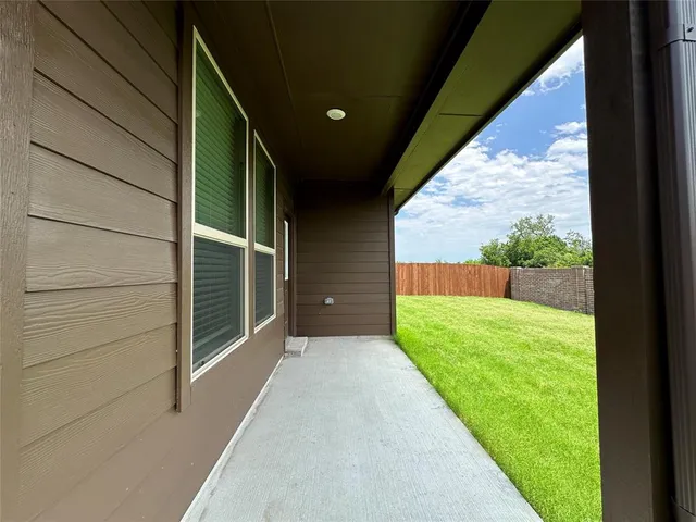 $2,250 | 413 Passenger Trail, Fort Worth, TX 76131