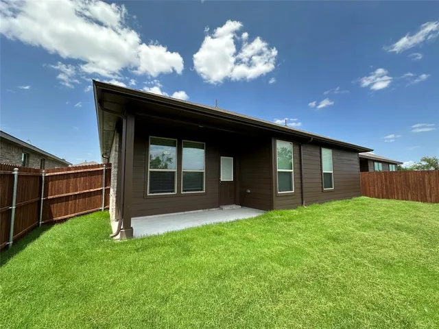 $2,250 | 413 Passenger Trail, Fort Worth, TX 76131