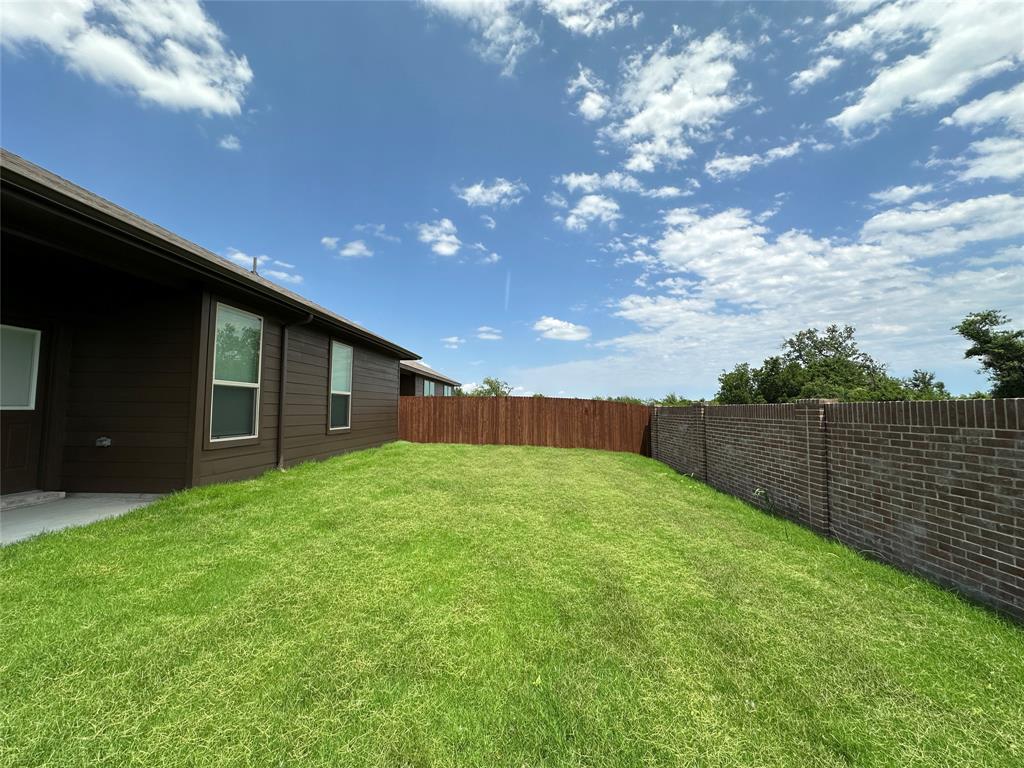 413 Passenger Trail Fort Worth, TX 76131 - Photo 35 of 36